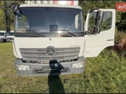 Білий Мерседес Атего, об'ємом двигуна 0 л та пробігом 60 тис. км за 58000 $, фото 1 на Automoto.ua