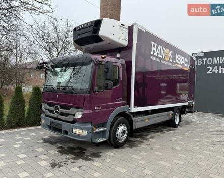 Фиолетовый Мерседес Атего, объемом двигателя 4.8 л и пробегом 433 тыс. км за 35750 $, фото 12 на Automoto.ua