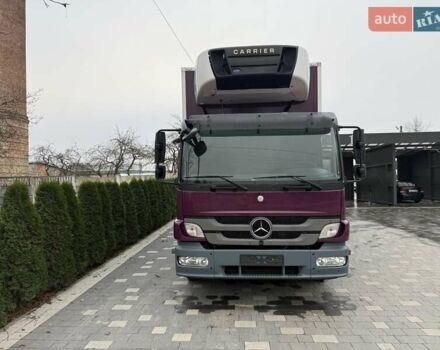Фиолетовый Мерседес Атего, объемом двигателя 4.8 л и пробегом 433 тыс. км за 35750 $, фото 2 на Automoto.ua