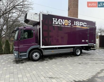 Фиолетовый Мерседес Атего, объемом двигателя 4.8 л и пробегом 433 тыс. км за 35750 $, фото 1 на Automoto.ua