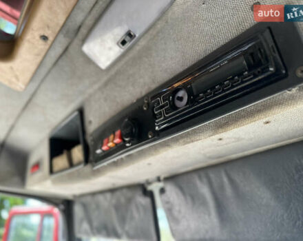 Красный Мерседес Атего, объемом двигателя 6 л и пробегом 800 тыс. км за 11500 $, фото 21 на Automoto.ua