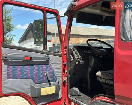 Красный Мерседес Атего, объемом двигателя 6 л и пробегом 800 тыс. км за 11500 $, фото 18 на Automoto.ua