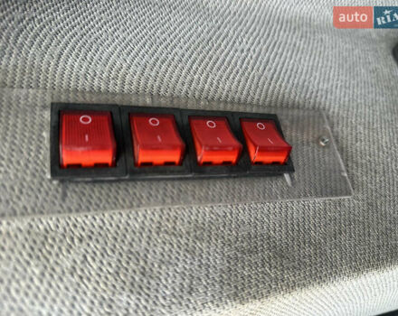 Красный Мерседес Атего, объемом двигателя 6 л и пробегом 800 тыс. км за 11500 $, фото 14 на Automoto.ua