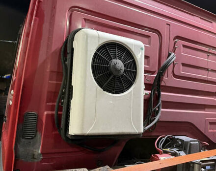 Красный Мерседес Атего, объемом двигателя 4.25 л и пробегом 1 тыс. км за 15700 $, фото 6 на Automoto.ua