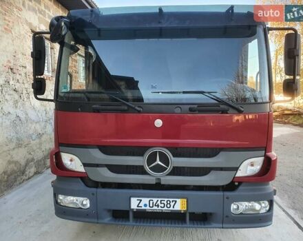 Красный Мерседес Атего, объемом двигателя 4.8 л и пробегом 516 тыс. км за 29500 $, фото 8 на Automoto.ua