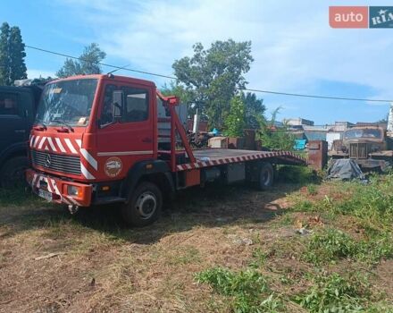Красный Мерседес Атего, объемом двигателя 6 л и пробегом 689 тыс. км за 11200 $, фото 2 на Automoto.ua