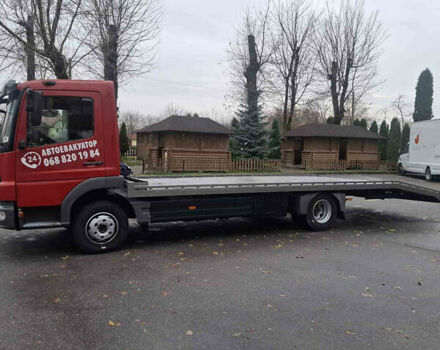 Красный Мерседес Атего, объемом двигателя 4.3 л и пробегом 450 тыс. км за 22500 $, фото 3 на Automoto.ua