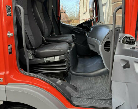 Червоний Мерседес Атего, об'ємом двигуна 0 л та пробігом 135 тис. км за 25500 $, фото 30 на Automoto.ua