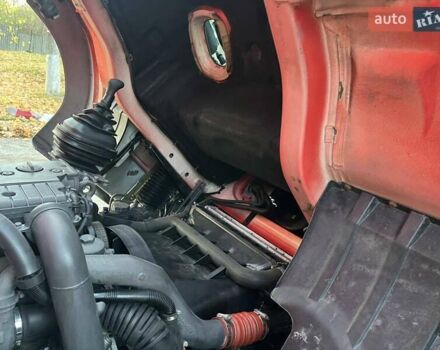 Мерседес Атего 2013 у Бучаче на Automoto.ua Червоний Мерседес Атего, об'ємом двигуна 0 л та пробігом 224 тис. км за 27500 $, фото 29 на Automoto.ua