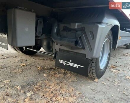 Мерседес Атего 2013 у Бучаче на Automoto.ua Червоний Мерседес Атего, об'ємом двигуна 0 л та пробігом 224 тис. км за 27500 $, фото 43 на Automoto.ua