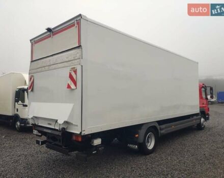 Красный Мерседес Атего, объемом двигателя 6.4 л и пробегом 461 тыс. км за 41500 $, фото 4 на Automoto.ua