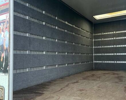 Красный Мерседес Атего, объемом двигателя 0 л и пробегом 343 тыс. км за 23000 $, фото 21 на Automoto.ua