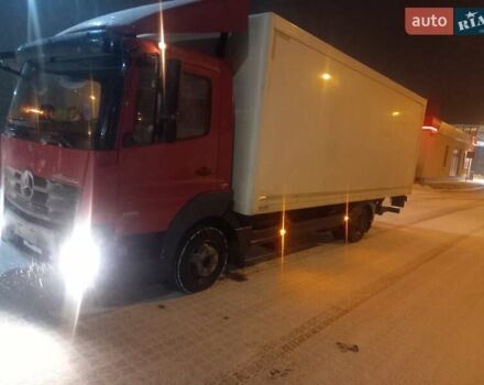 Красный Мерседес Атего, объемом двигателя 5.13 л и пробегом 337 тыс. км за 30500 $, фото 4 на Automoto.ua