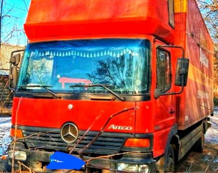 Червоний Мерседес Атего, об'ємом двигуна 4.2 л та пробігом 780 тис. км за 10000 $, фото 2 на Automoto.ua