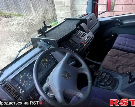 Красный Мерседес Атего, объемом двигателя 4.2 л и пробегом 500 тыс. км за 13000 $, фото 5 на Automoto.ua