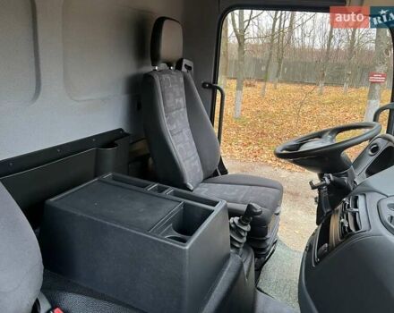 Красный Мерседес Атего, объемом двигателя 4.8 л и пробегом 601 тыс. км за 29500 $, фото 27 на Automoto.ua