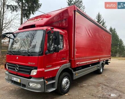 Красный Мерседес Атего, объемом двигателя 4.8 л и пробегом 601 тыс. км за 29500 $, фото 1 на Automoto.ua