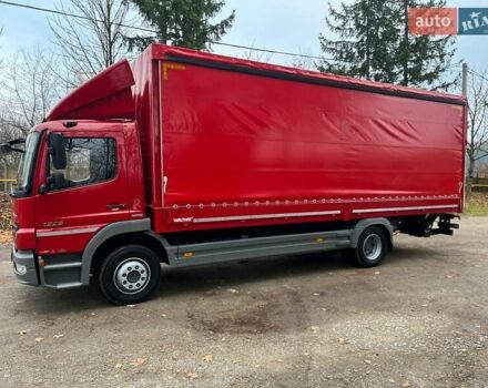 Красный Мерседес Атего, объемом двигателя 4.8 л и пробегом 601 тыс. км за 29500 $, фото 6 на Automoto.ua