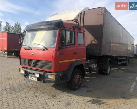 Красный Мерседес Атего, объемом двигателя 6 л и пробегом 750 тыс. км за 11900 $, фото 1 на Automoto.ua