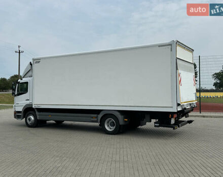 Мерседес Атего, объемом двигателя 4.8 л и пробегом 700 тыс. км за 32500 $, фото 7 на Automoto.ua