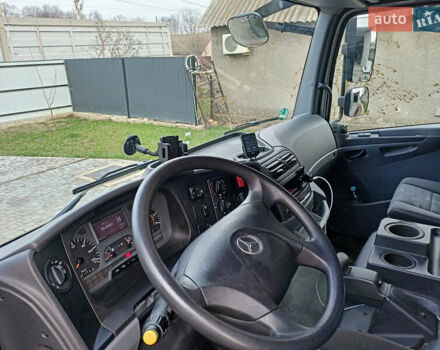 Мерседес Атего, объемом двигателя 4.2 л и пробегом 129 тыс. км за 31000 $, фото 6 на Automoto.ua
