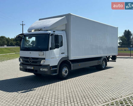 Мерседес Атего, об'ємом двигуна 4.8 л та пробігом 358 тис. км за 29550 $, фото 1 на Automoto.ua