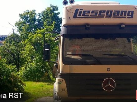 Мерседес Атего 1995 в Ровно на Automoto.ua Мерседес Атего, объемом двигателя 9.5 л и пробегом 300 тыс. км за 15000 $, фото 1 на Automoto.ua