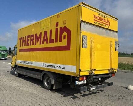 Желтый Мерседес Атего, объемом двигателя 4.25 л и пробегом 335 тыс. км за 30000 $, фото 4 на Automoto.ua