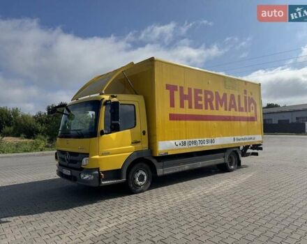 Желтый Мерседес Атего, объемом двигателя 4.25 л и пробегом 335 тыс. км за 30000 $, фото 6 на Automoto.ua