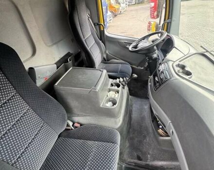 Желтый Мерседес Атего, объемом двигателя 4.25 л и пробегом 335 тыс. км за 30000 $, фото 10 на Automoto.ua