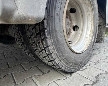 Желтый Мерседес Атего, объемом двигателя 4.25 л и пробегом 335 тыс. км за 30000 $, фото 12 на Automoto.ua