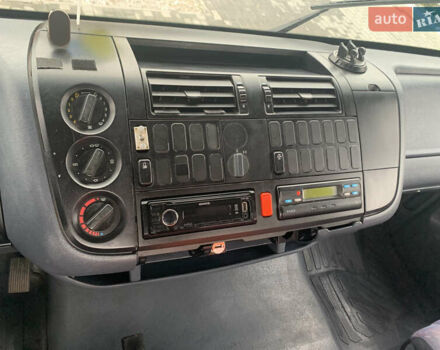 Серый Мерседес Атего, объемом двигателя 4.25 л и пробегом 730 тыс. км за 17500 $, фото 9 на Automoto.ua