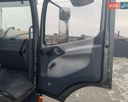 Серый Мерседес Атего, объемом двигателя 4.25 л и пробегом 730 тыс. км за 17500 $, фото 15 на Automoto.ua