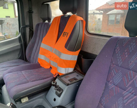 Серый Мерседес Атего, объемом двигателя 4.25 л и пробегом 730 тыс. км за 17500 $, фото 8 на Automoto.ua