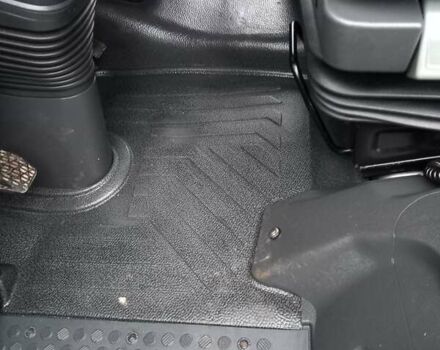 Серый Мерседес Атего, объемом двигателя 4.3 л и пробегом 452 тыс. км за 28900 $, фото 13 на Automoto.ua