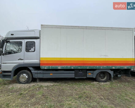 Серый Мерседес Атего, объемом двигателя 4.8 л и пробегом 730 тыс. км за 16500 $, фото 5 на Automoto.ua