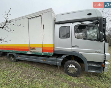 Серый Мерседес Атего, объемом двигателя 4.8 л и пробегом 730 тыс. км за 16000 $, фото 4 на Automoto.ua