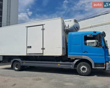 Синий Мерседес Атего, объемом двигателя 4.8 л и пробегом 933 тыс. км за 25000 $, фото 3 на Automoto.ua