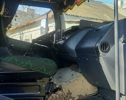 Синий Мерседес Атего, объемом двигателя 6.4 л и пробегом 900 тыс. км за 11999 $, фото 12 на Automoto.ua