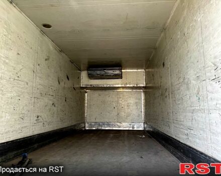 Синий Мерседес Атего, объемом двигателя 4.8 л и пробегом 800 тыс. км за 20000 $, фото 11 на Automoto.ua