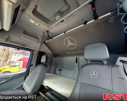 Синий Мерседес Атего, объемом двигателя 4.8 л и пробегом 800 тыс. км за 20000 $, фото 3 на Automoto.ua