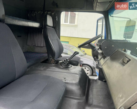 Синій Мерседес Атего, об'ємом двигуна 5.96 л та пробігом 325 тис. км за 14300 $, фото 4 на Automoto.ua