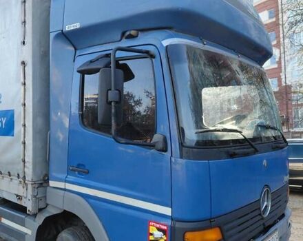 Синій Мерседес Атего, об'ємом двигуна 4.25 л та пробігом 624 тис. км за 12000 $, фото 4 на Automoto.ua