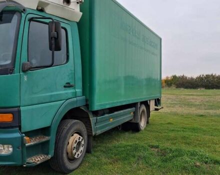 Зеленый Мерседес Атего, объемом двигателя 4.3 л и пробегом 800 тыс. км за 16000 $, фото 6 на Automoto.ua