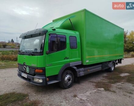 Зелений Мерседес Атего, об'ємом двигуна 4.25 л та пробігом 730 тис. км за 16500 $, фото 1 на Automoto.ua