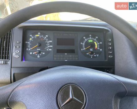 Зеленый Мерседес Атего, объемом двигателя 6.37 л и пробегом 545 тыс. км за 25999 $, фото 7 на Automoto.ua