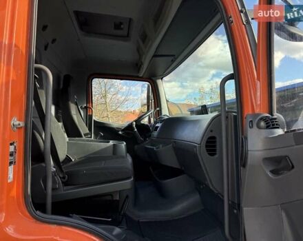 Мерседес Атего 2016 у Радивилове на Automoto.ua Помаранчевий Мерседес Атего, об'ємом двигуна 5.2 л та пробігом 365 тис. км за 35500 $, фото 41 на Automoto.ua