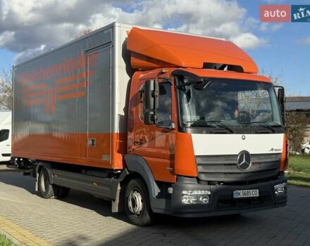 Мерседес Атего 2016 у Радивилове на Automoto.ua Помаранчевий Мерседес Атего, об'ємом двигуна 5.2 л та пробігом 365 тис. км за 35500 $, фото 9 на Automoto.ua
