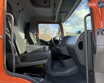 Мерседес Атего 2016 у Радивилове на Automoto.ua Помаранчевий Мерседес Атего, об'ємом двигуна 5.2 л та пробігом 365 тис. км за 35500 $, фото 43 на Automoto.ua