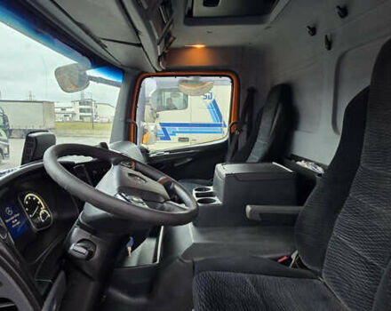 Оранжевый Мерседес Атего, объемом двигателя 7.7 л и пробегом 990 тыс. км за 29000 $, фото 7 на Automoto.ua